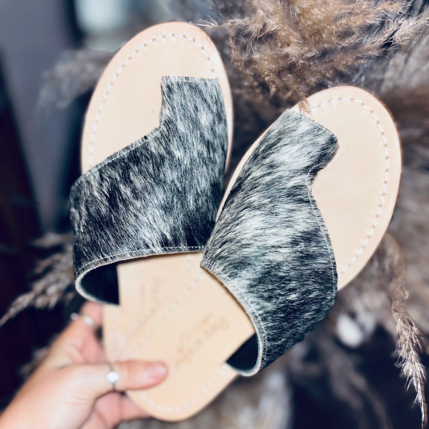 BLACK & WHITE TANYA COWHIDE image 0