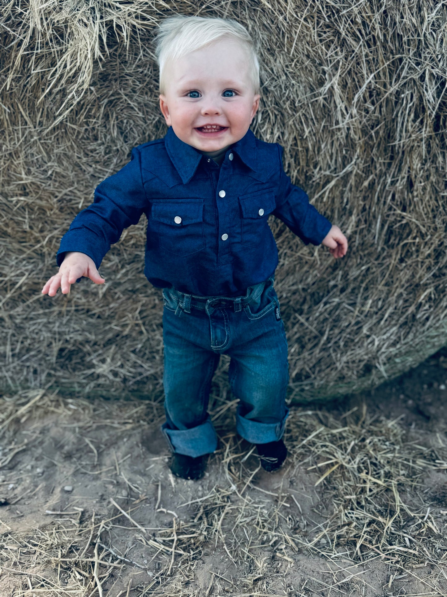 DARK WASH LONG SLEEVE BUTTON UP image 0