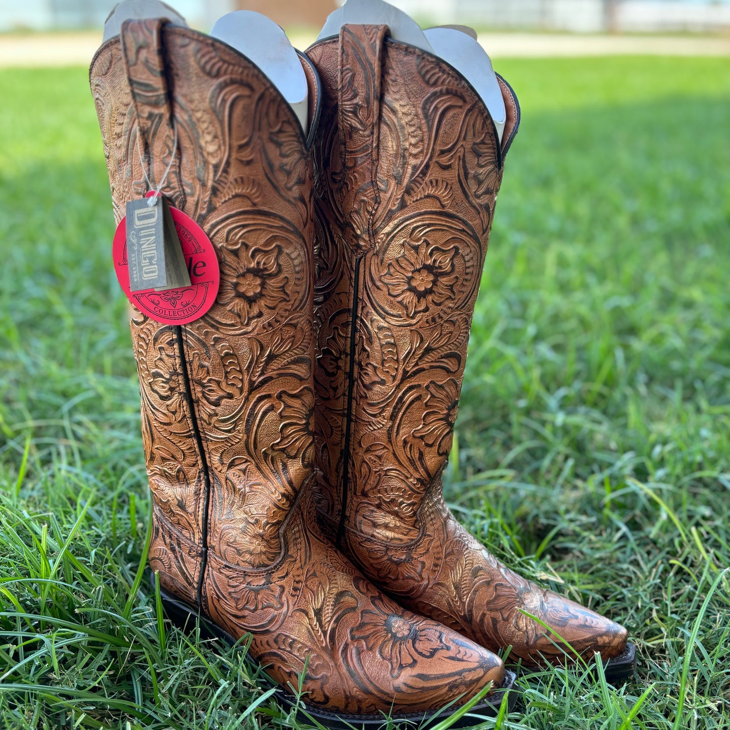 BROWN KNEE HIGH BOOTS