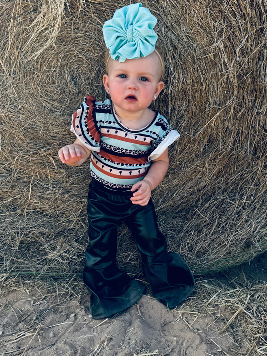 BLACK LEATHER BELLS image 0