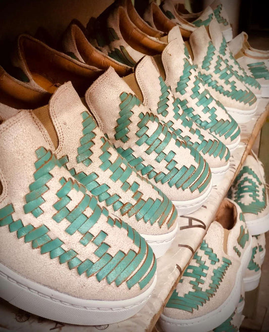 TURQUIOSE / TAN TENNIS image 2